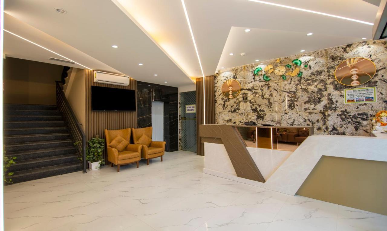 Treebo The Armani Near Igi Airport Hotel New Delhi Bagian luar foto